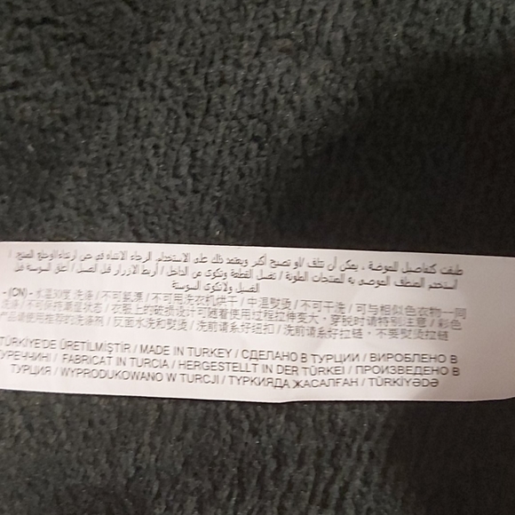 Pink jean shorts - Picture 6 of 6